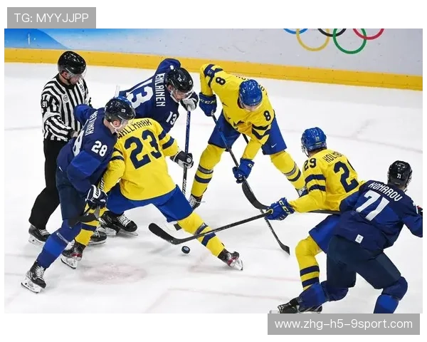 冰球球员互助精神感动全场